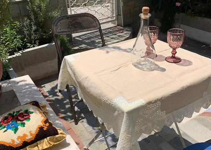 Gemuetliches In Ano Poli شقة